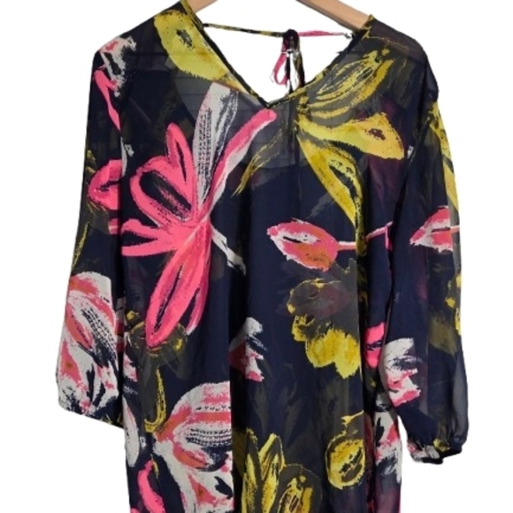 Womens sheer floral print top SZ. L - Picture 1 of 3
